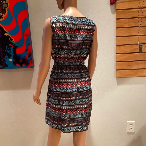 **Multicolored Dress** - Picture 5 of 7
